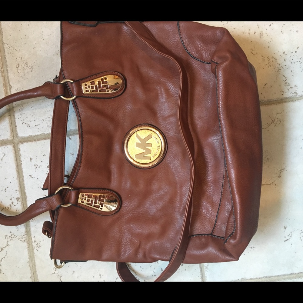 Michael Kors imitation tote. Like New. Barely used